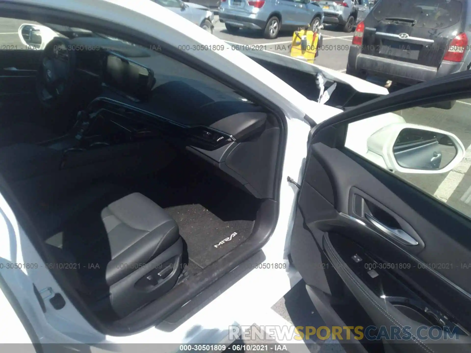 5 Photograph of a damaged car JTDAAAAAXMA001865 TOYOTA MIRAI 2021