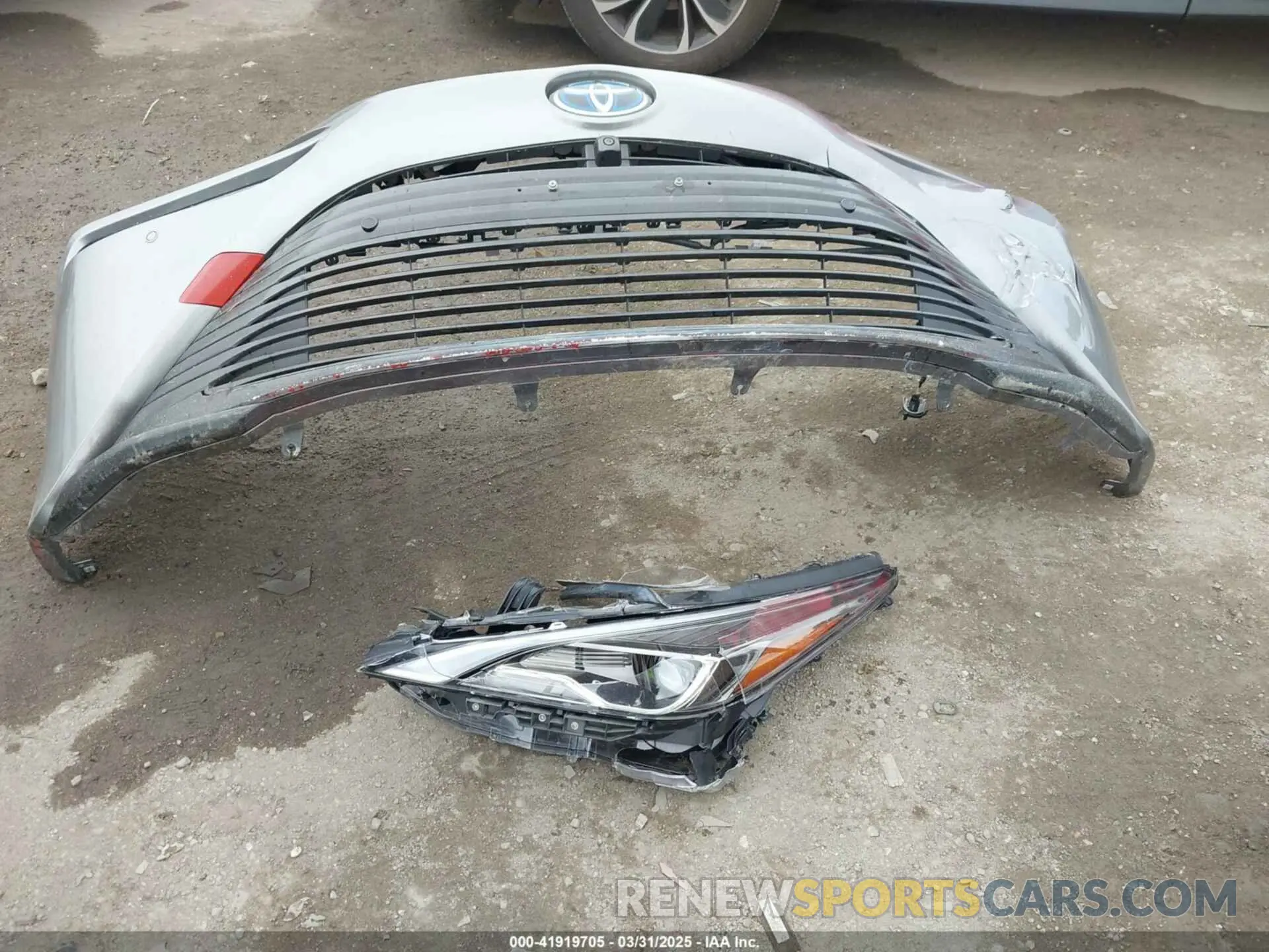 12 Photograph of a damaged car JTDAAAAA0NA004422 TOYOTA MIRAI 2022