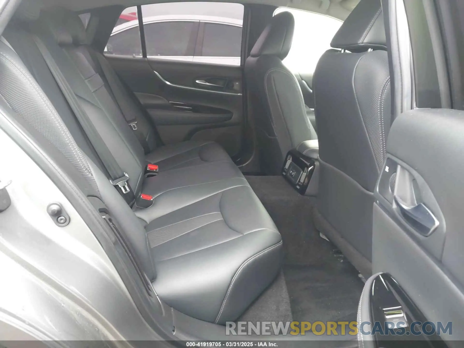 8 Photograph of a damaged car JTDAAAAA0NA004422 TOYOTA MIRAI 2022