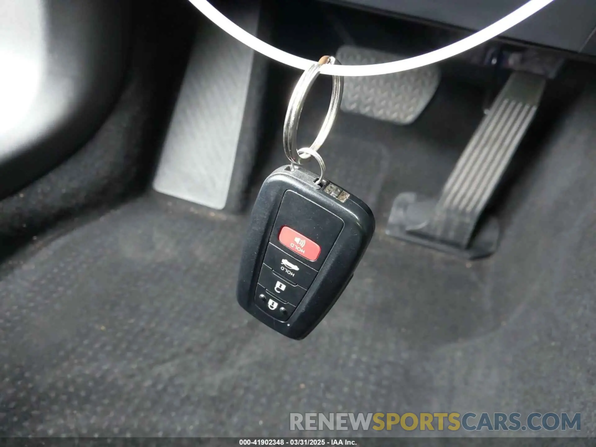 11 Photograph of a damaged car JTDAAAAA0NA004985 TOYOTA MIRAI 2022