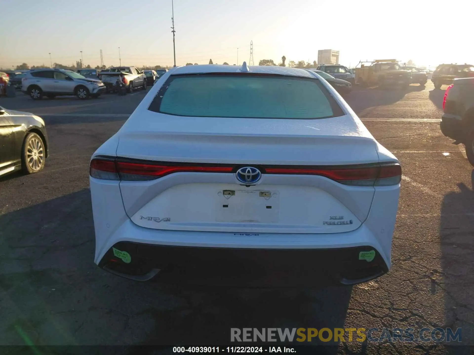 16 Photograph of a damaged car JTDAAAAA2NA006902 TOYOTA MIRAI 2022