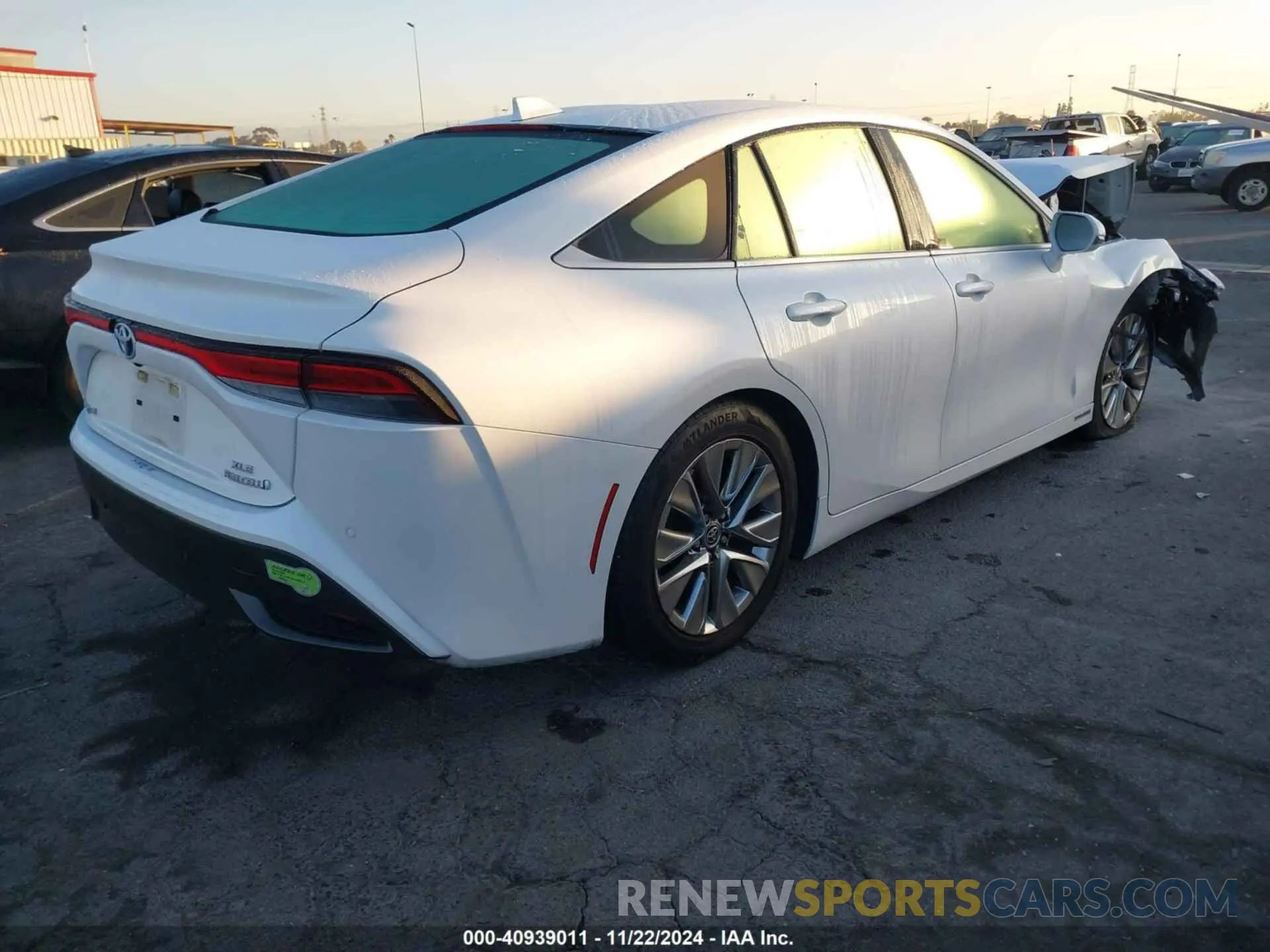 4 Photograph of a damaged car JTDAAAAA2NA006902 TOYOTA MIRAI 2022