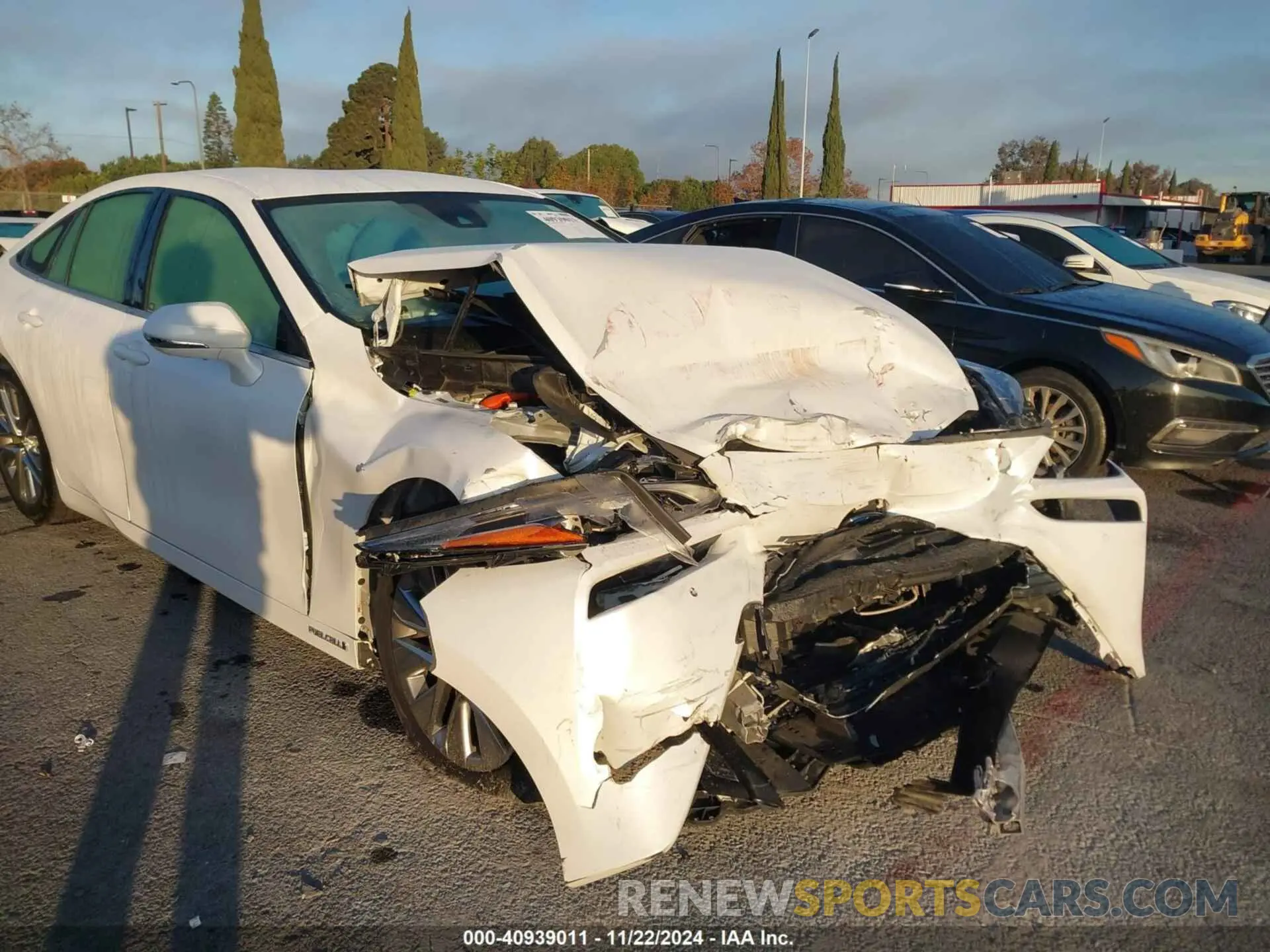 6 Photograph of a damaged car JTDAAAAA2NA006902 TOYOTA MIRAI 2022