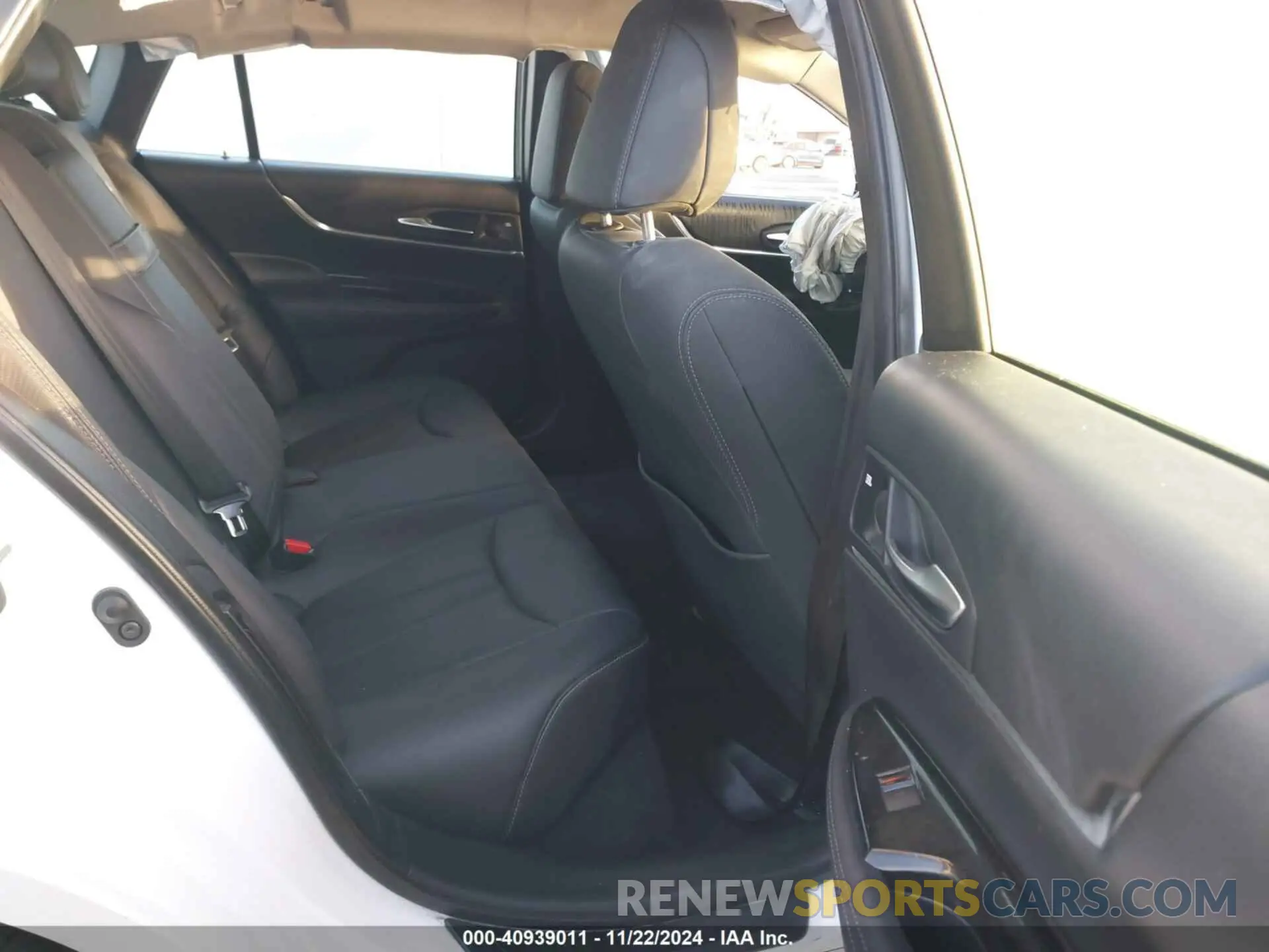 8 Photograph of a damaged car JTDAAAAA2NA006902 TOYOTA MIRAI 2022