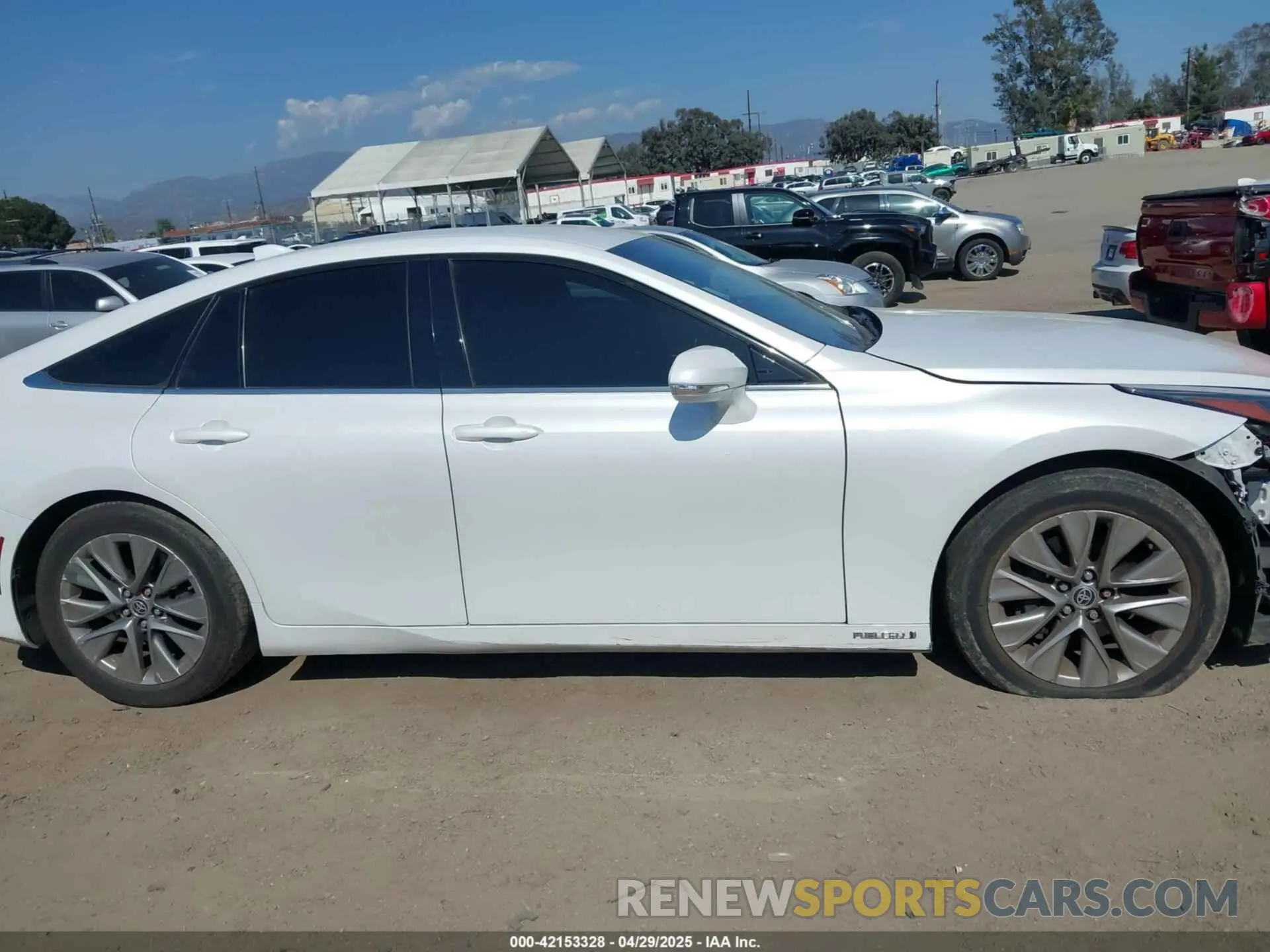 14 Photograph of a damaged car JTDAAAAA3NA006584 TOYOTA MIRAI 2022