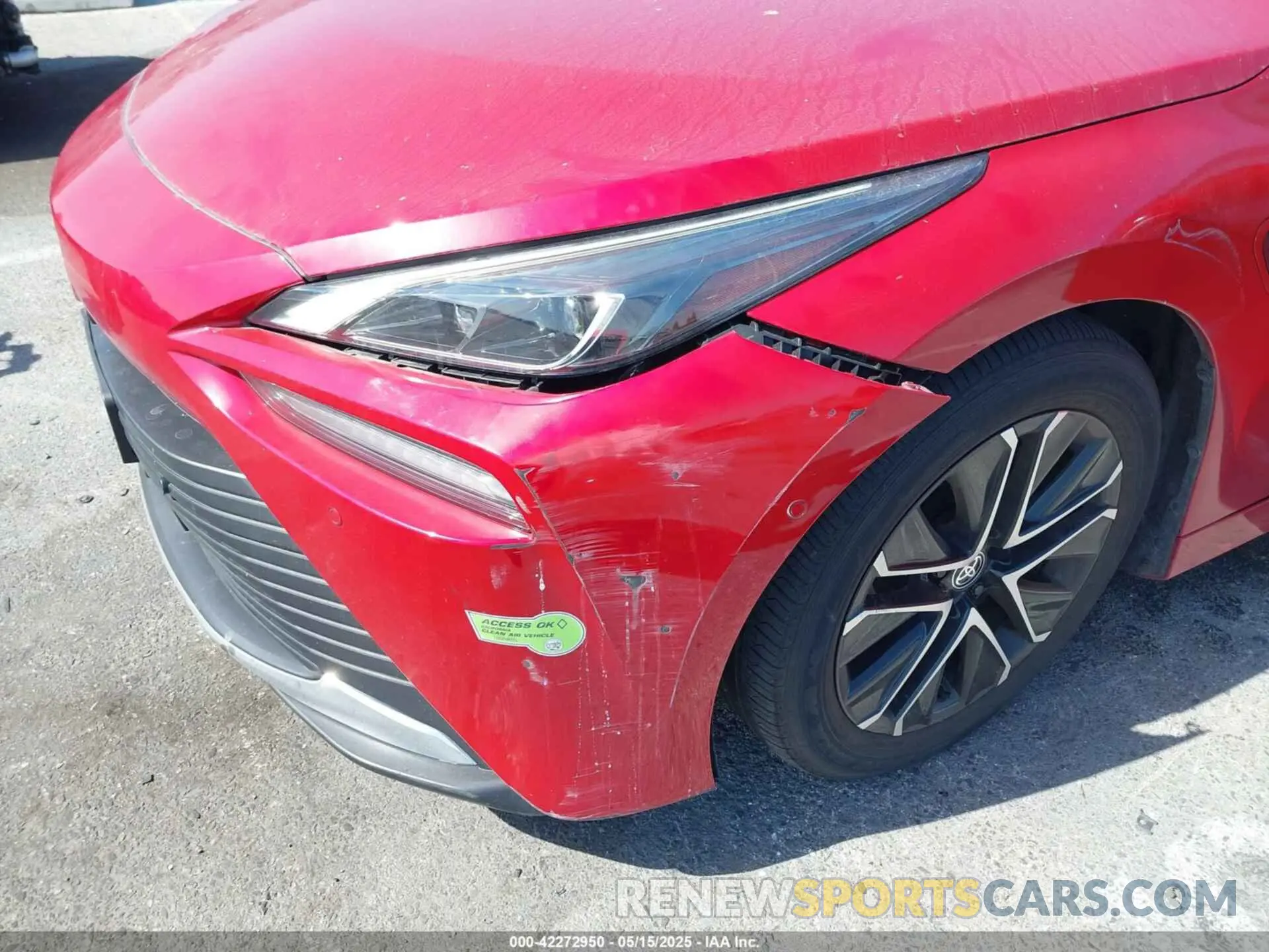 17 Photograph of a damaged car JTDAAAAA6NA004649 TOYOTA MIRAI 2022