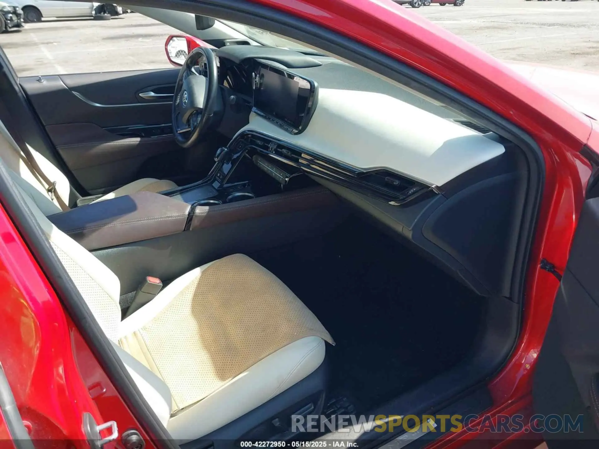 5 Photograph of a damaged car JTDAAAAA6NA004649 TOYOTA MIRAI 2022