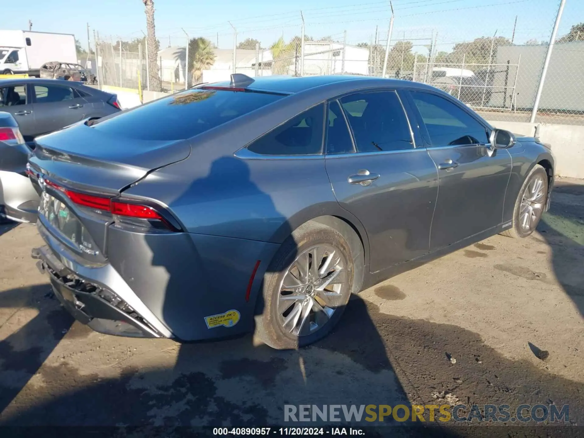 4 Photograph of a damaged car JTDAAAAAXNA005593 TOYOTA MIRAI 2022