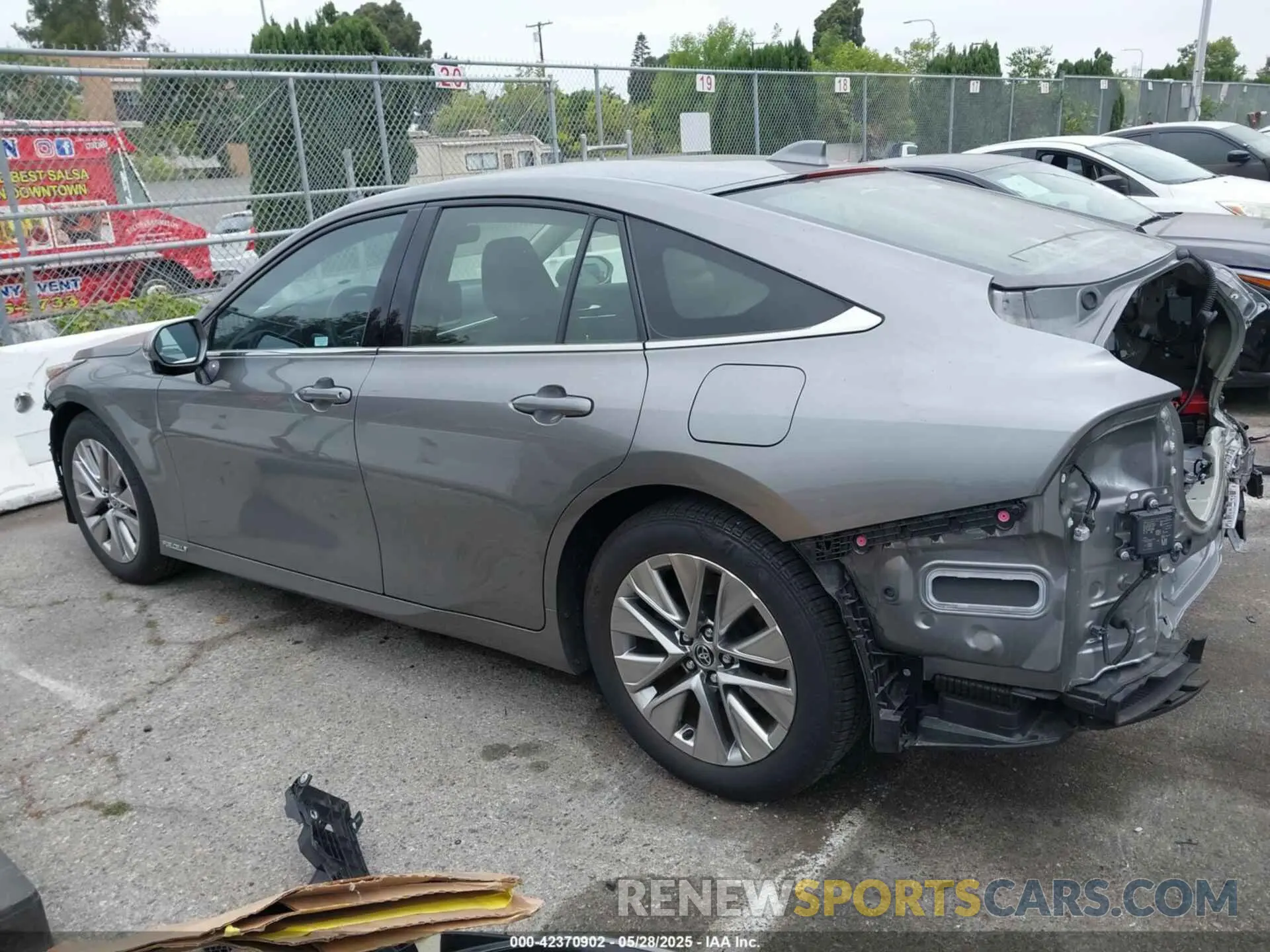 15 Photograph of a damaged car JTDAAAAA1PA009972 TOYOTA MIRAI 2023
