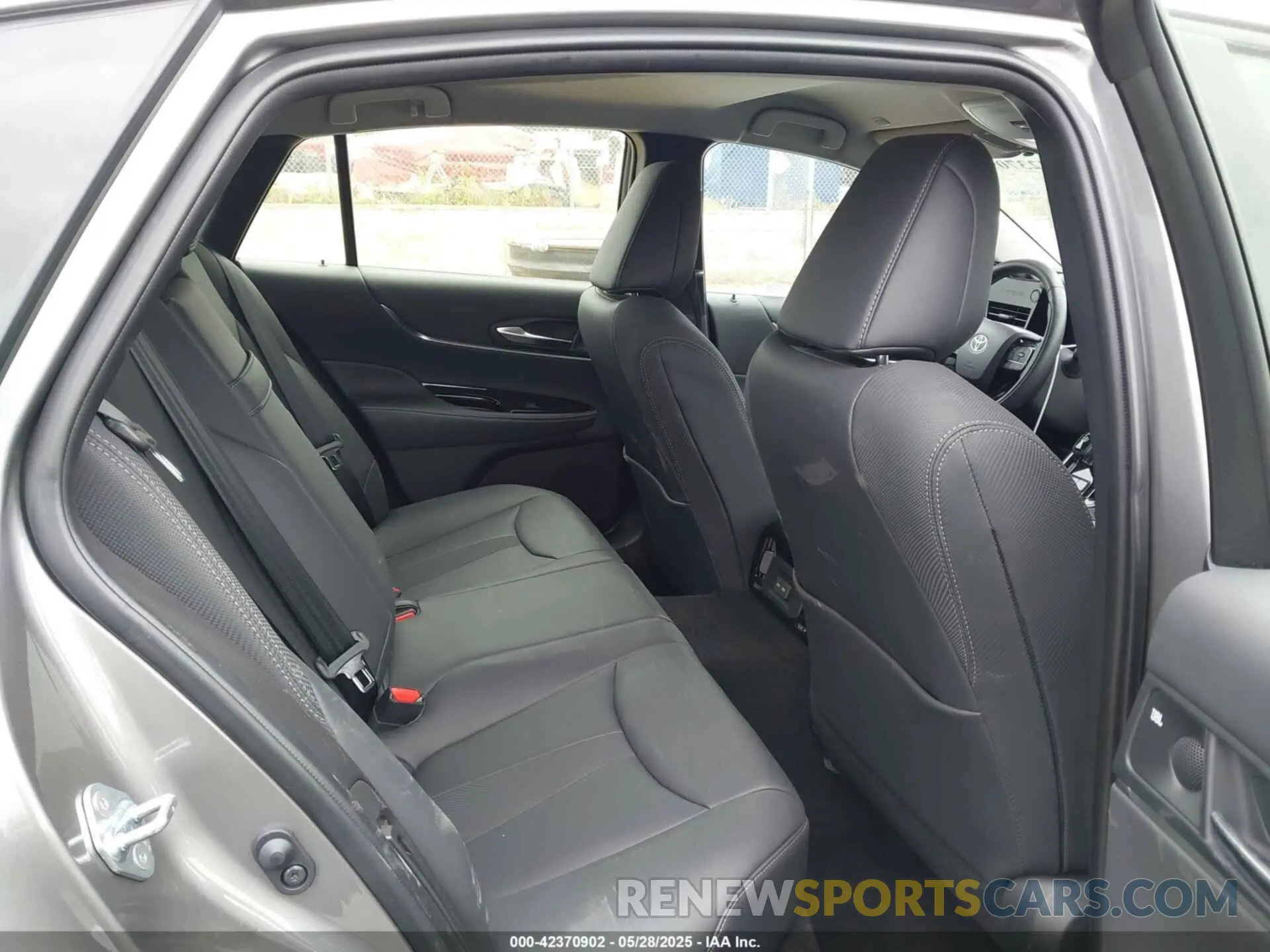 8 Photograph of a damaged car JTDAAAAA1PA009972 TOYOTA MIRAI 2023