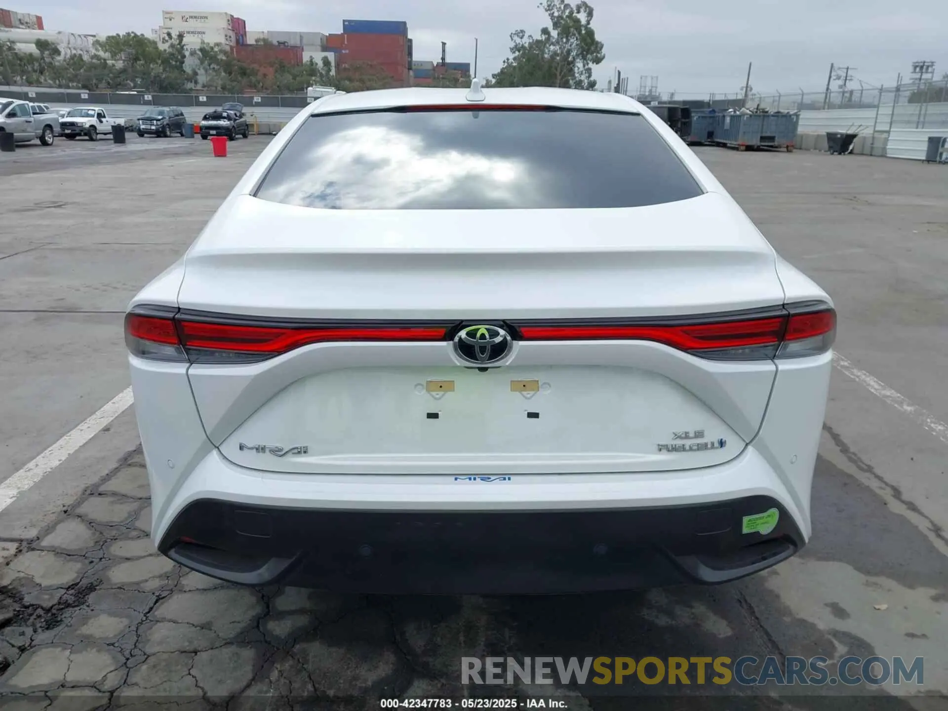16 Photograph of a damaged car JTDAAAAA2PA009754 TOYOTA MIRAI 2023