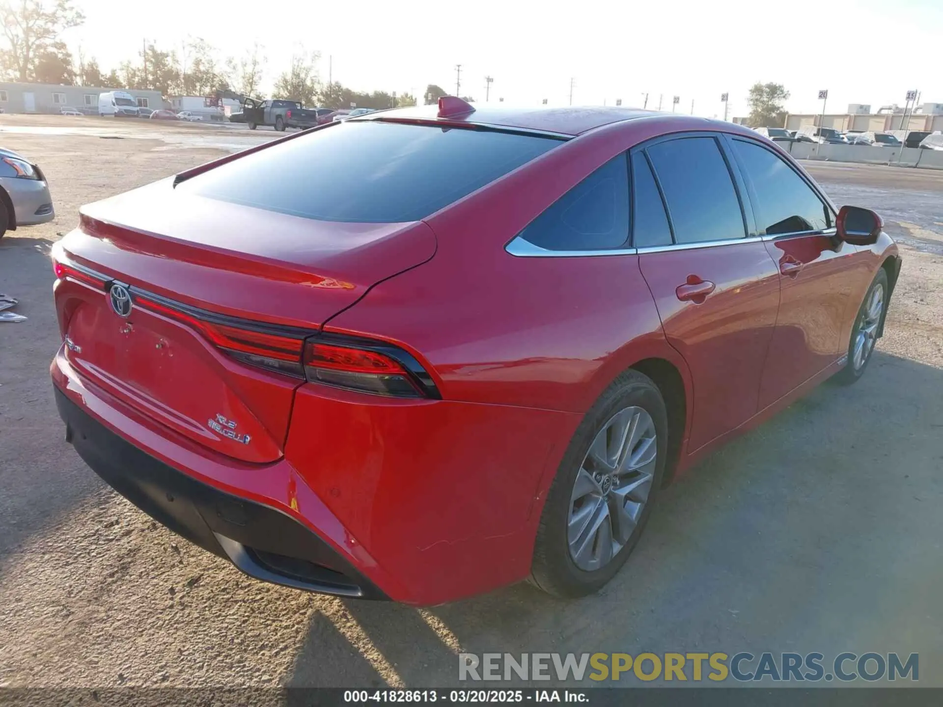 4 Photograph of a damaged car JTDAAAAA3PA007723 TOYOTA MIRAI 2023