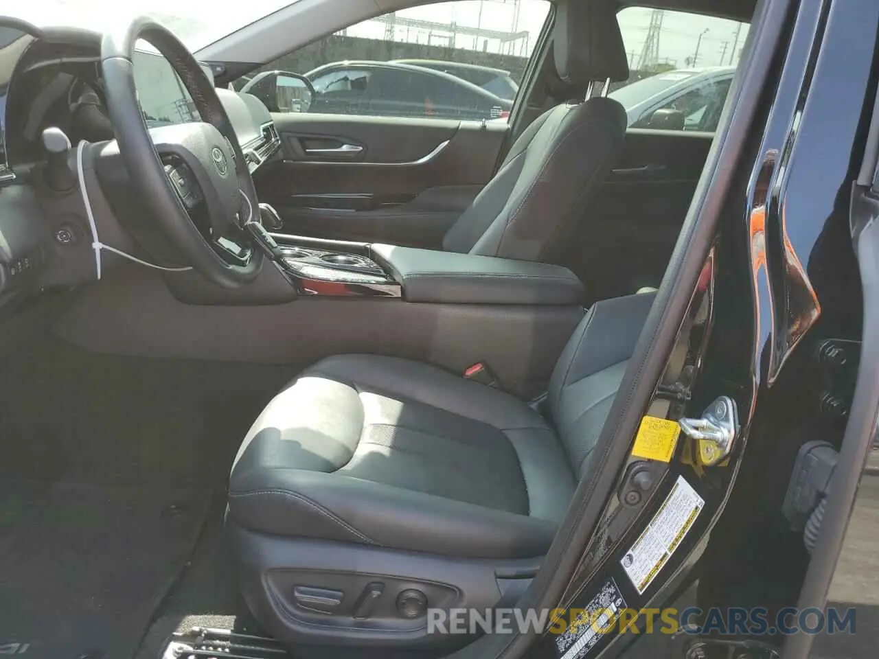 7 Photograph of a damaged car JTDAAAAA4PA008461 TOYOTA MIRAI 2023