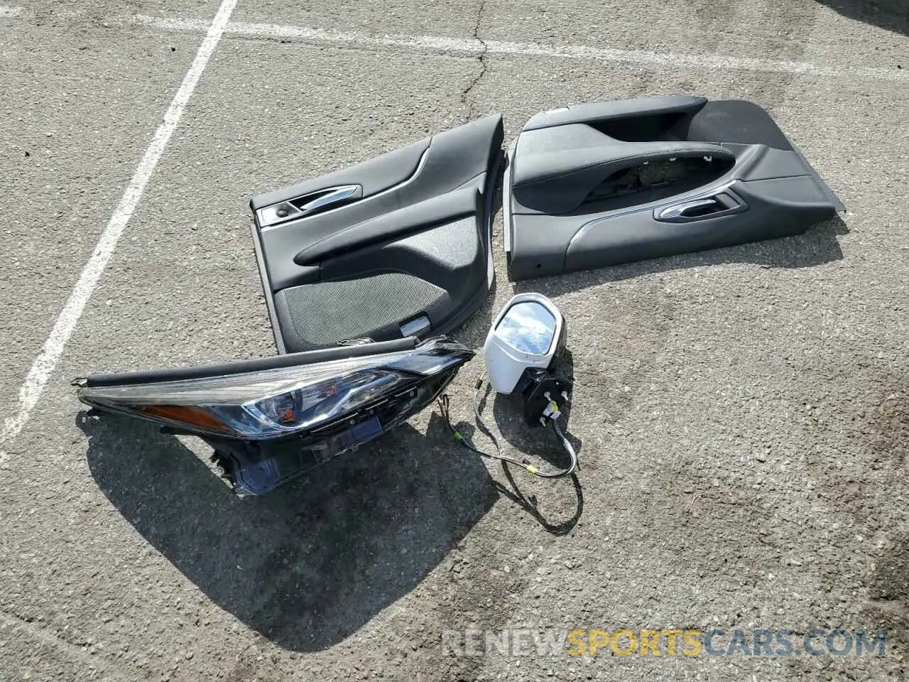 12 Photograph of a damaged car JTDAAAAA4PA009853 TOYOTA MIRAI 2023