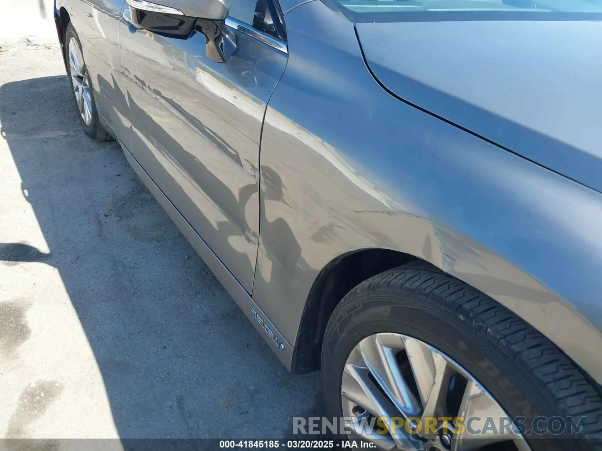 17 Photograph of a damaged car JTDAAAAA5PA007674 TOYOTA MIRAI 2023