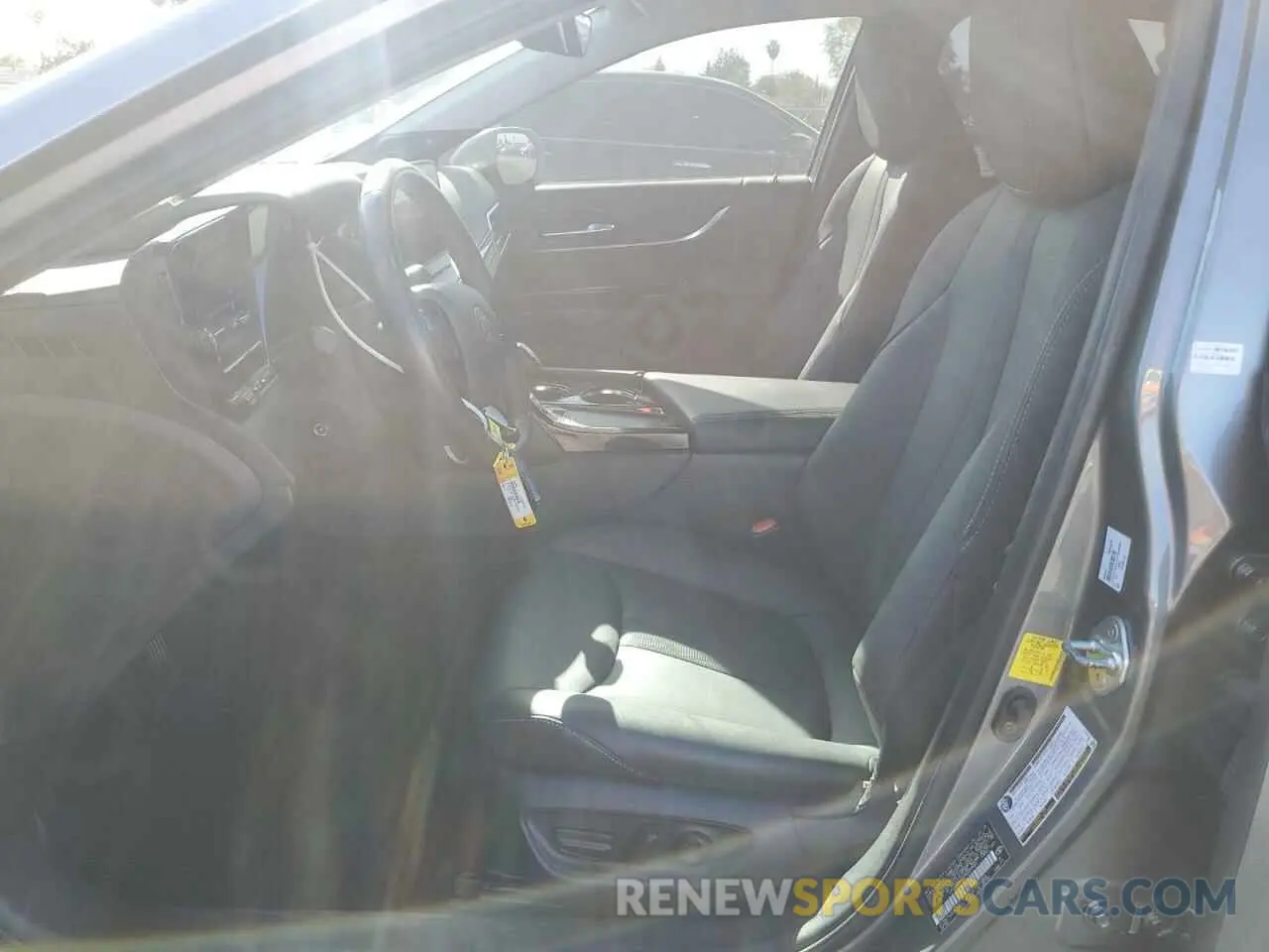 7 Photograph of a damaged car JTDAAAAA5PA009960 TOYOTA MIRAI 2023