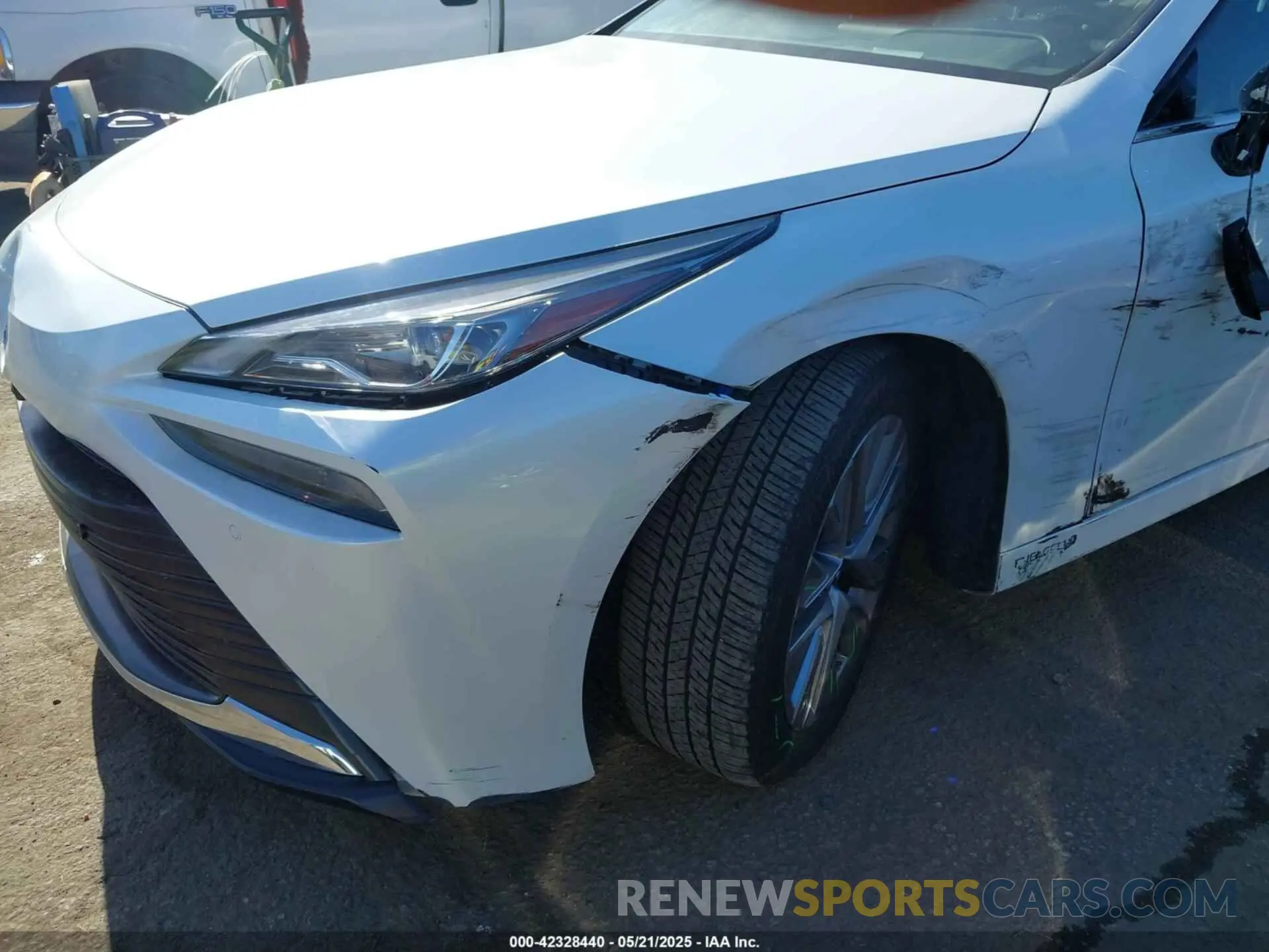 17 Photograph of a damaged car JTDAAAAA6PA010163 TOYOTA MIRAI 2023