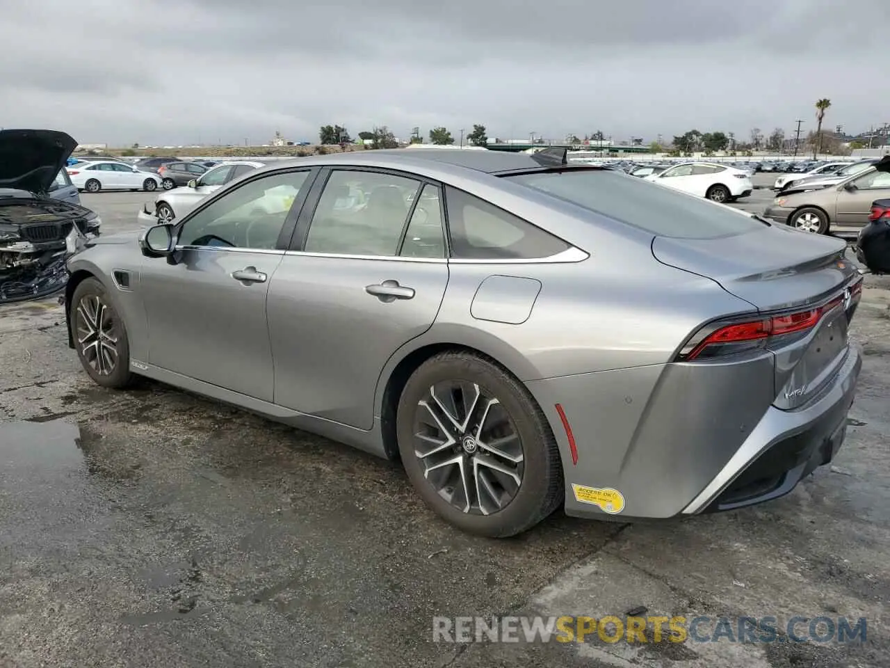 2 Photograph of a damaged car JTDAAAAA3NA004642 TOYOTA MIRAI LE 2022