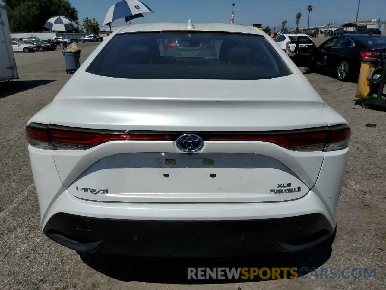 6 Photograph of a damaged car JTDAAAAA6NA005817 TOYOTA MIRAI LE 2022