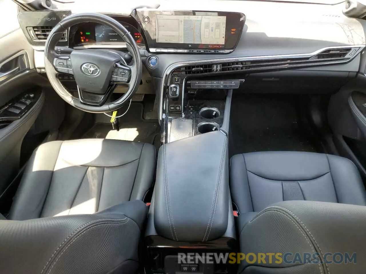 8 Photograph of a damaged car JTDAAAAA6NA005817 TOYOTA MIRAI LE 2022