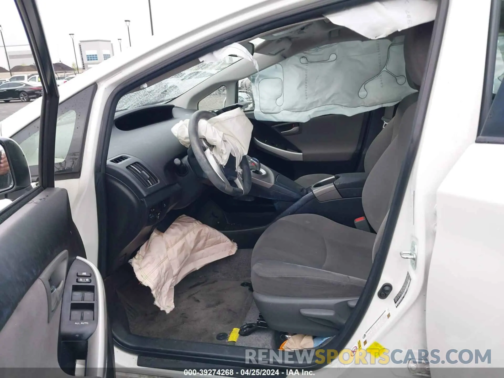 5 Photograph of a damaged car JTDKN3DU9E1738776 TOYOTA PRIUS 2014