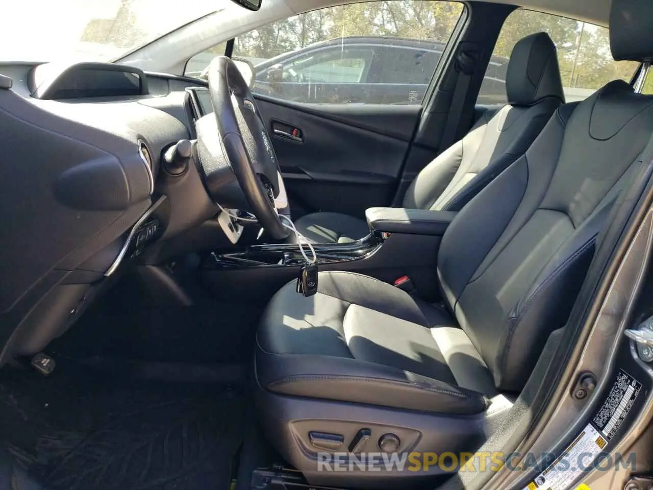 7 Photograph of a damaged car JTDKARFP4K3115586 TOYOTA PRIUS 2019