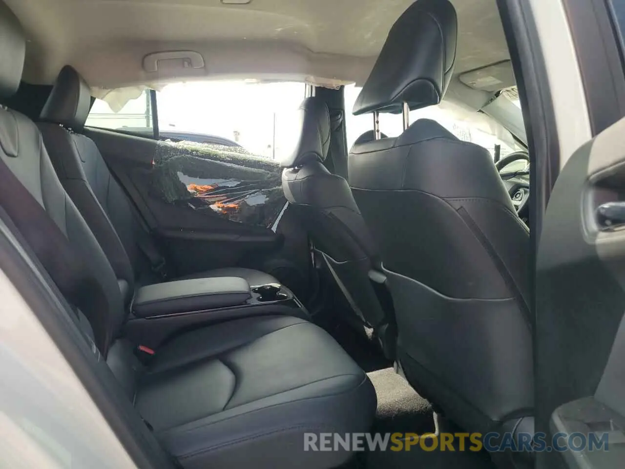 10 Photograph of a damaged car JTDKARFP8K3110701 TOYOTA PRIUS 2019