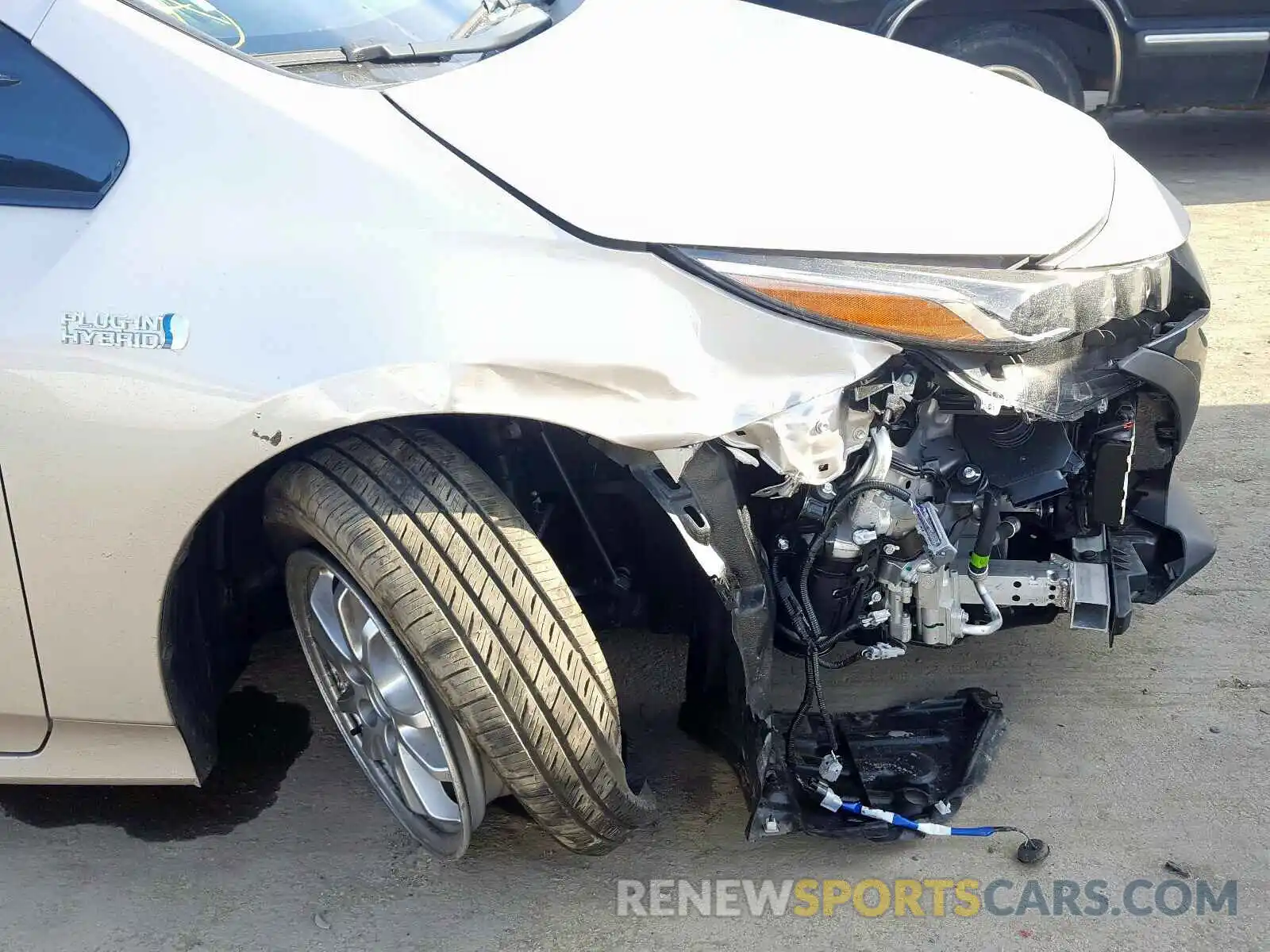 9 Photograph of a damaged car JTDKARFPXK3114281 TOYOTA PRIUS 2019