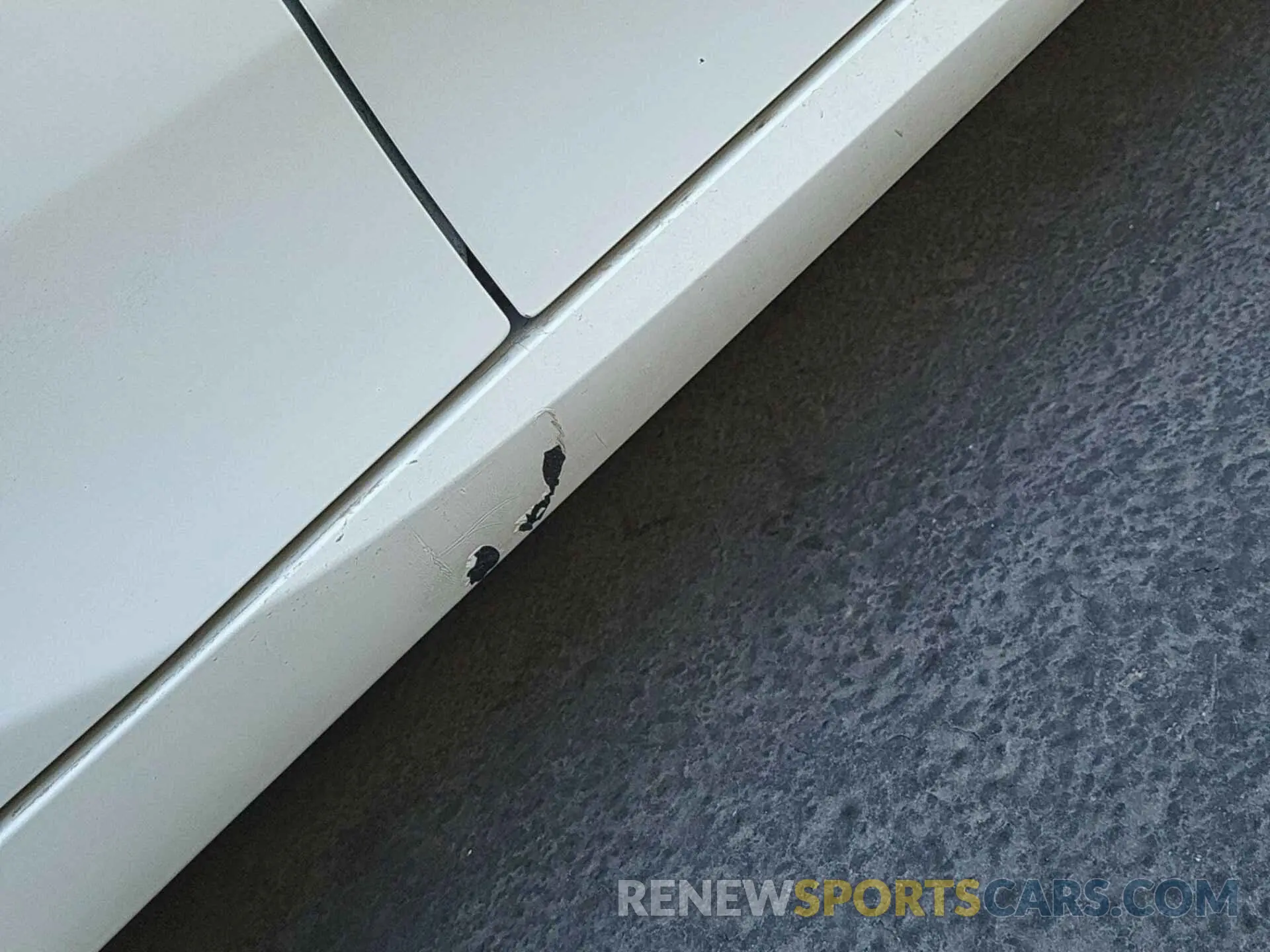 35 Photograph of a damaged car JTDKARFU0K3071589 TOYOTA PRIUS 2019