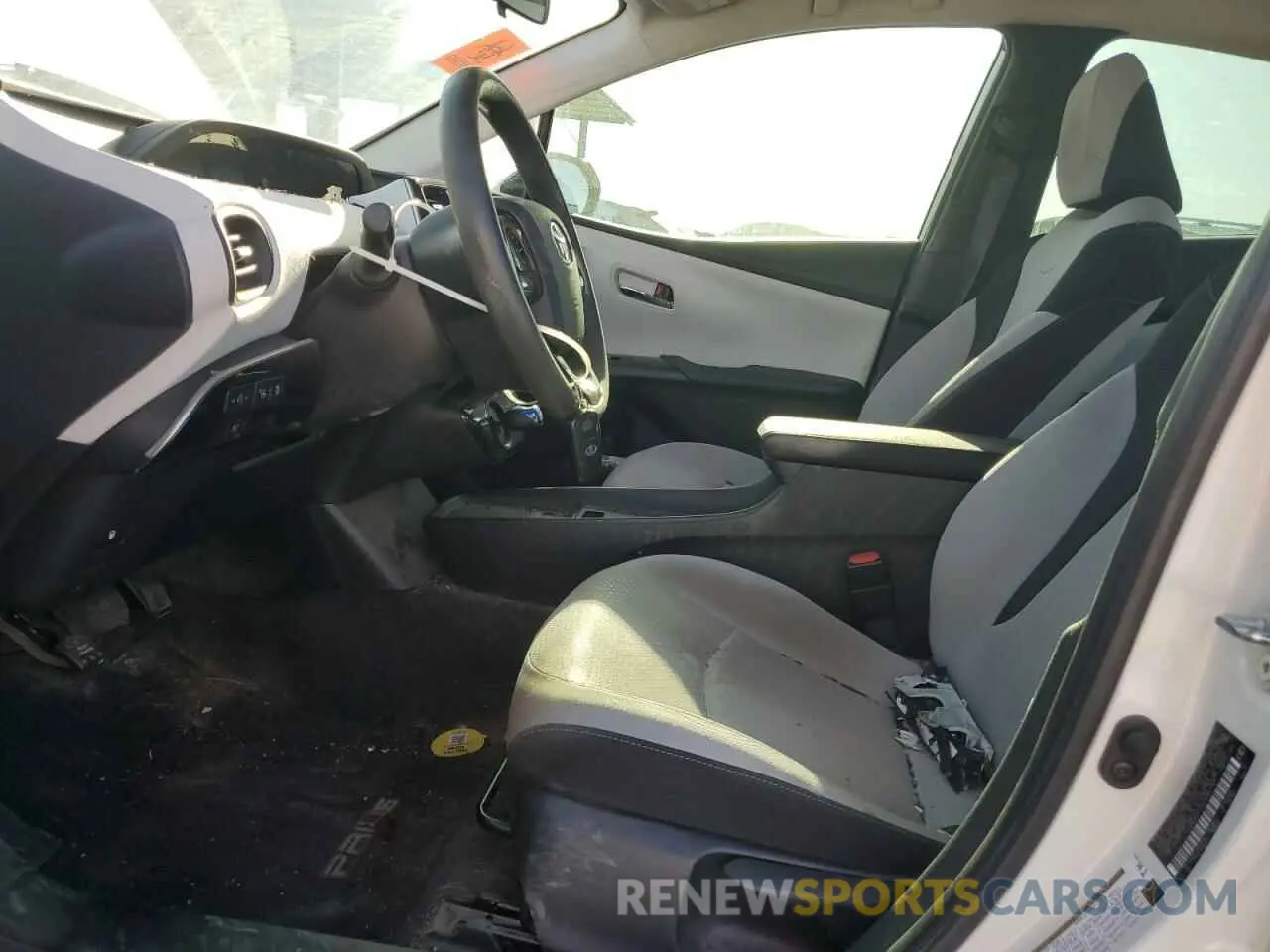 7 Photograph of a damaged car JTDKARFU0K3085153 TOYOTA PRIUS 2019