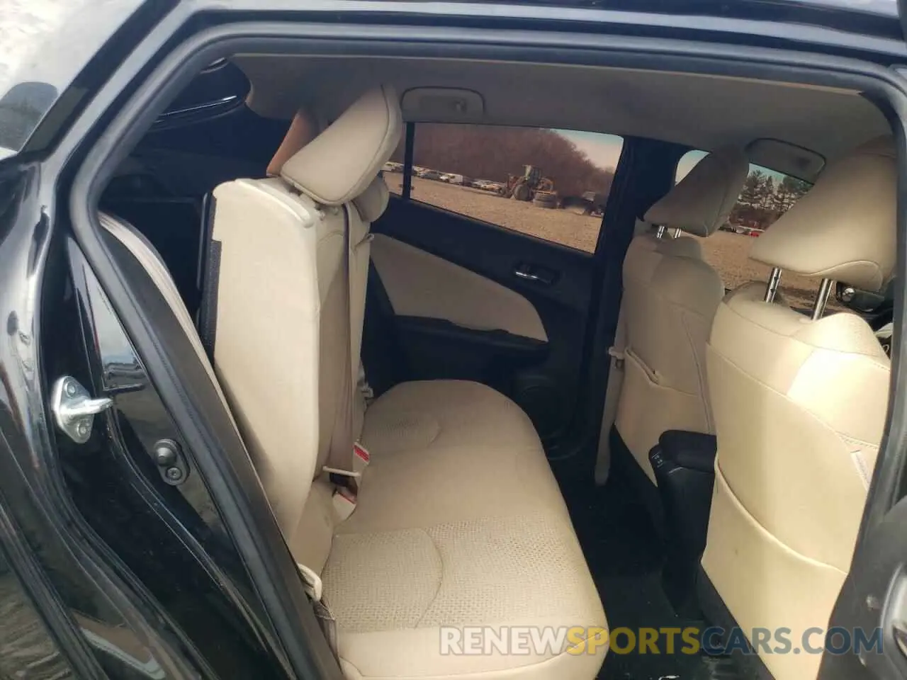 10 Photograph of a damaged car JTDKARFU0K3088828 TOYOTA PRIUS 2019