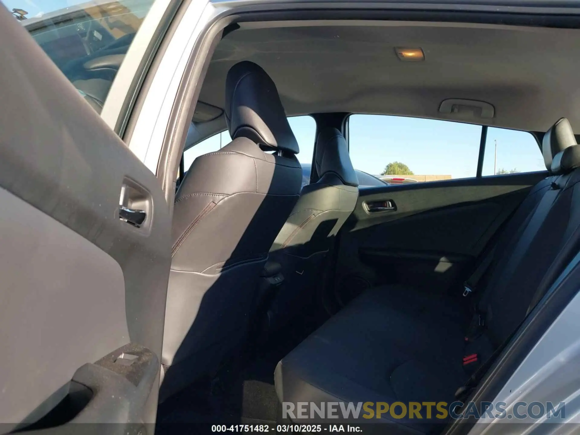 8 Photograph of a damaged car JTDKARFU0K3097075 TOYOTA PRIUS 2019