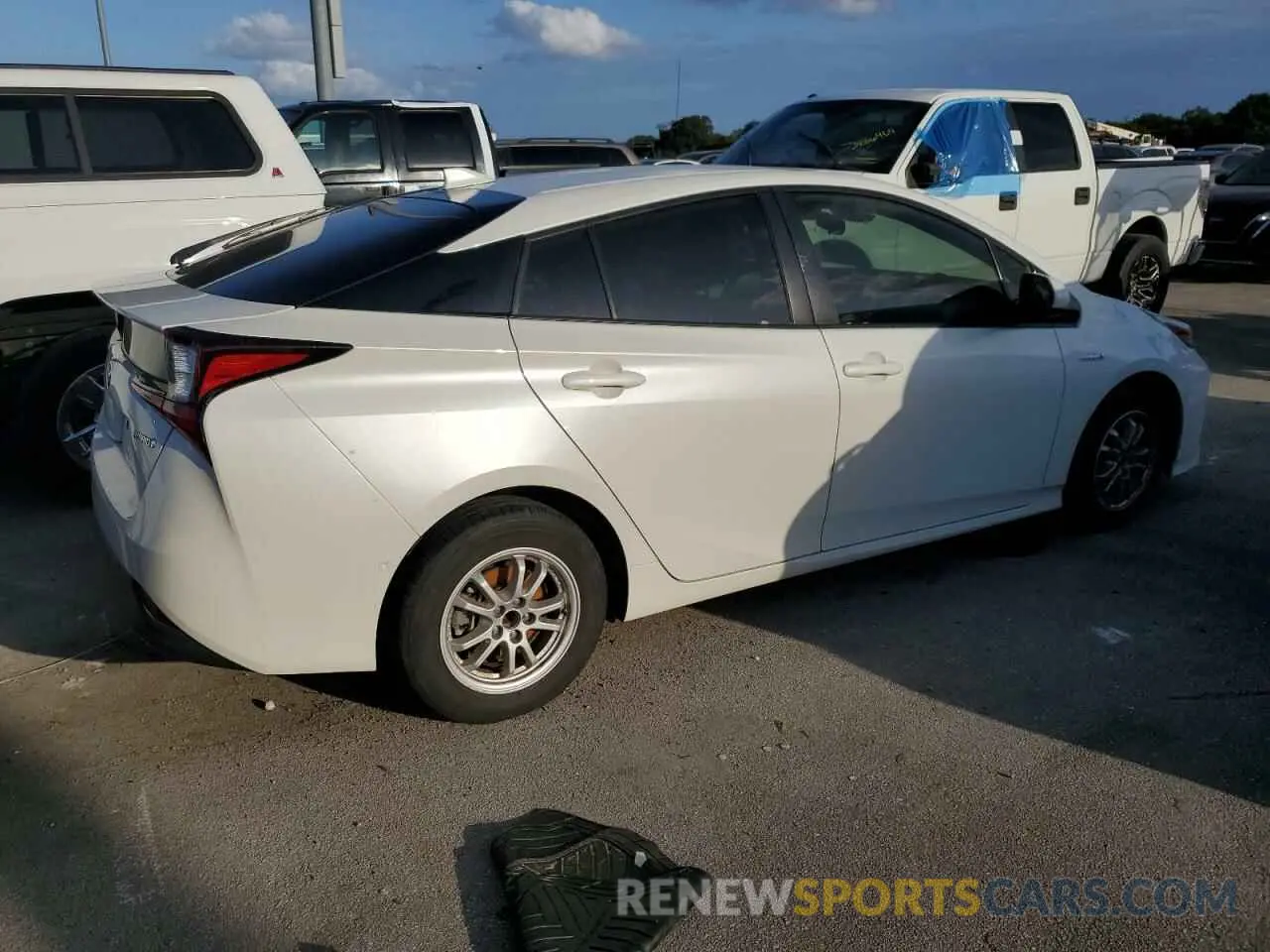 3 Photograph of a damaged car JTDKARFU0K3101951 TOYOTA PRIUS 2019