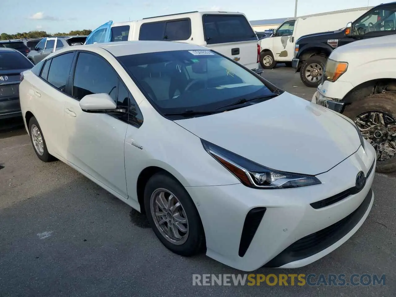 4 Photograph of a damaged car JTDKARFU0K3101951 TOYOTA PRIUS 2019