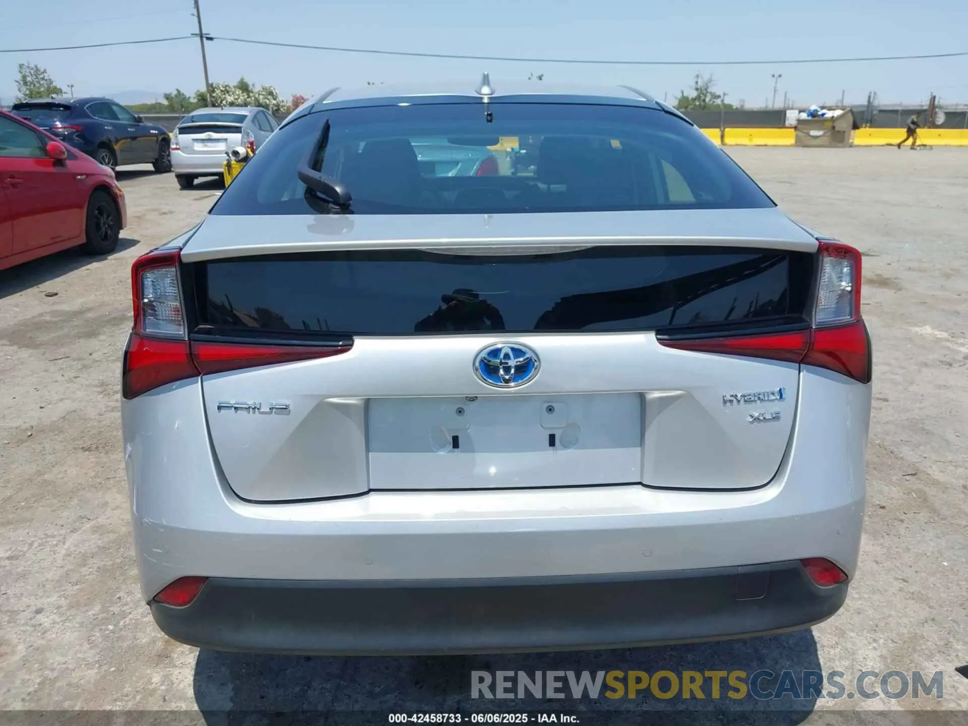 16 Photograph of a damaged car JTDKARFU0K3102629 TOYOTA PRIUS 2019