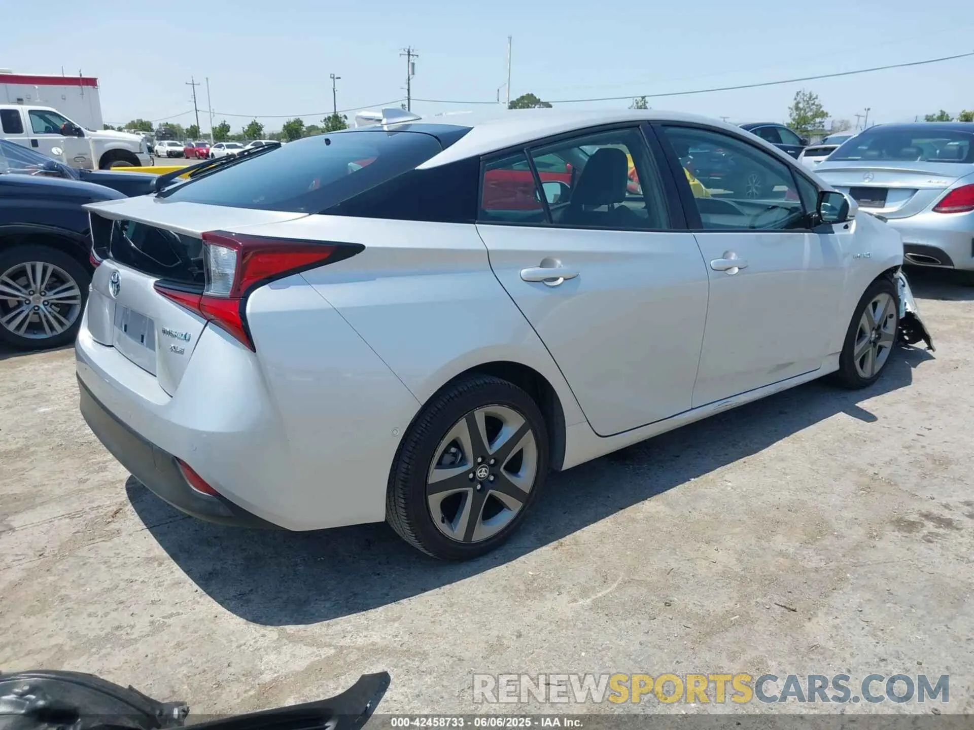 4 Photograph of a damaged car JTDKARFU0K3102629 TOYOTA PRIUS 2019