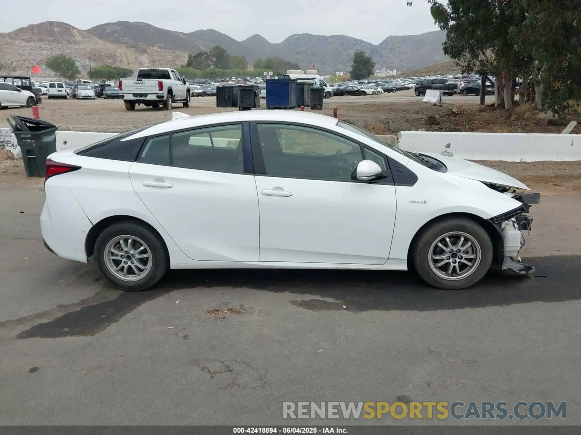 14 Photograph of a damaged car JTDKARFU1K3086859 TOYOTA PRIUS 2019