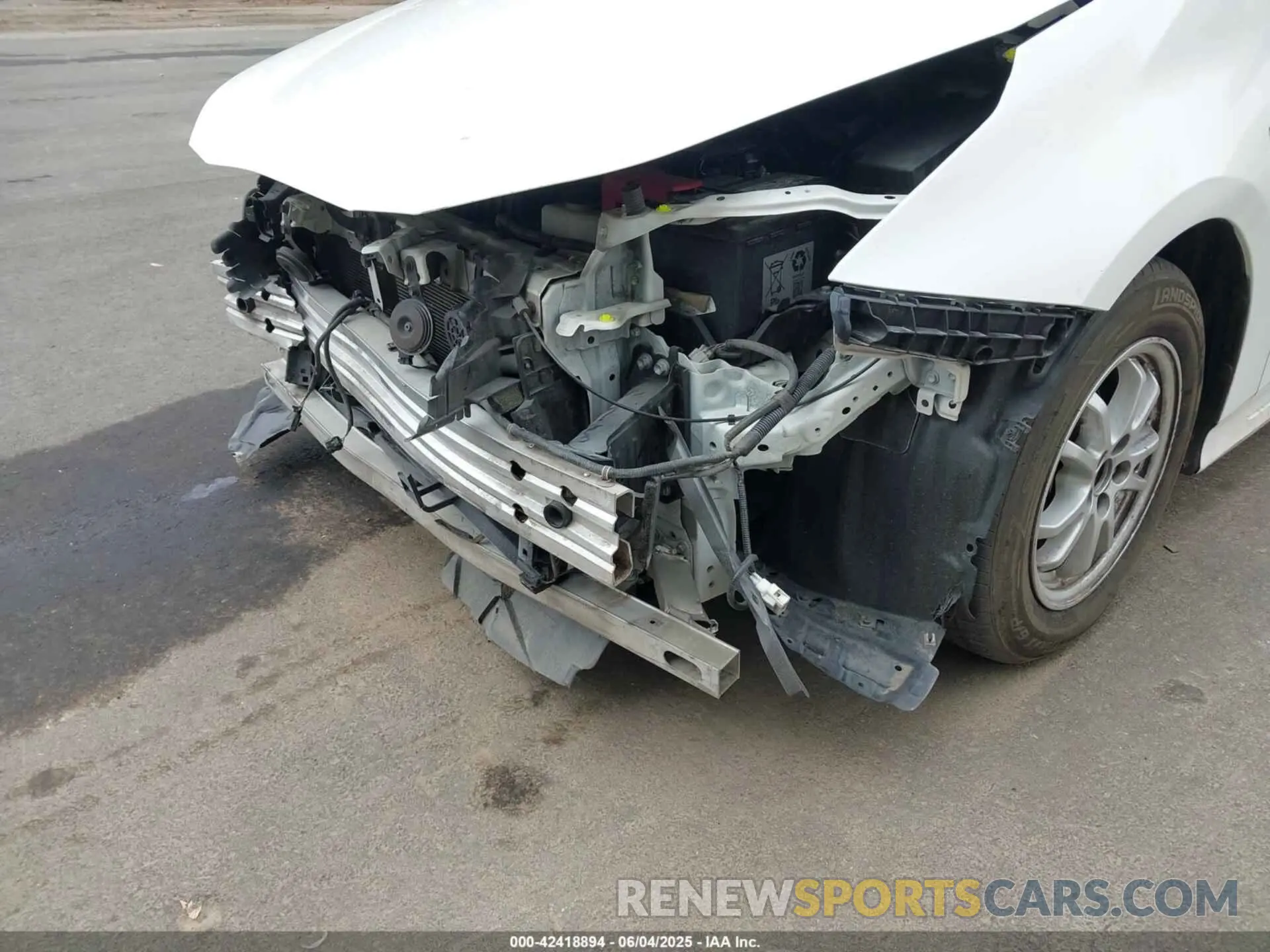 6 Photograph of a damaged car JTDKARFU1K3086859 TOYOTA PRIUS 2019