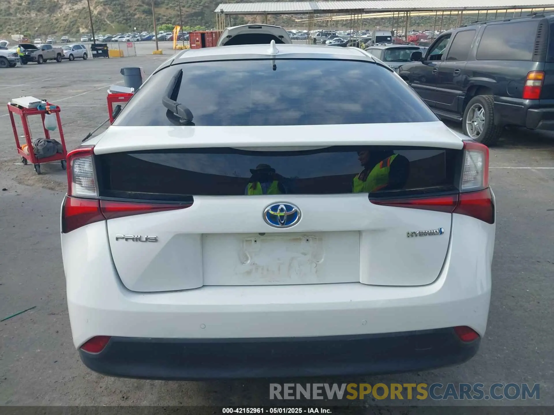 16 Photograph of a damaged car JTDKARFU1K3091379 TOYOTA PRIUS 2019