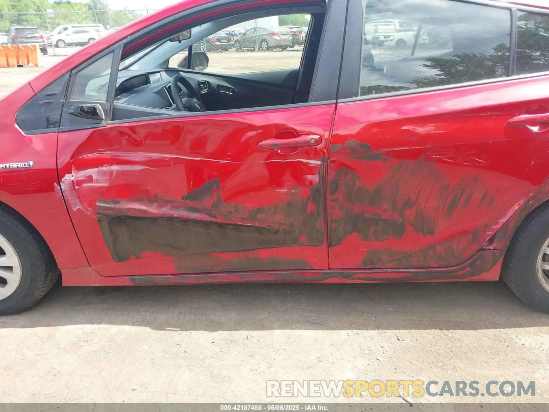 6 Photograph of a damaged car JTDKARFU1K3101487 TOYOTA PRIUS 2019