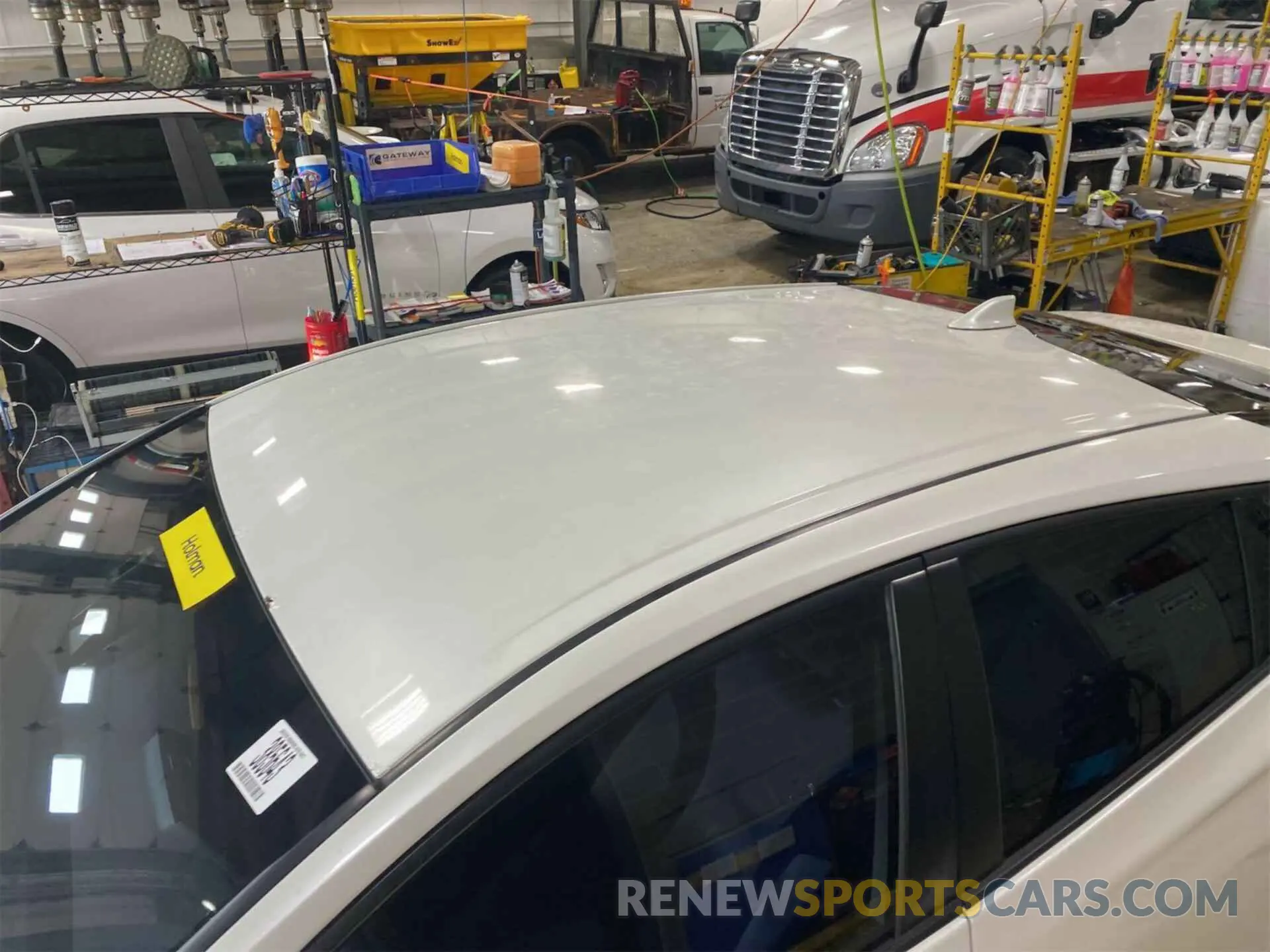 27 Photograph of a damaged car JTDKARFU2K3071285 TOYOTA PRIUS 2019