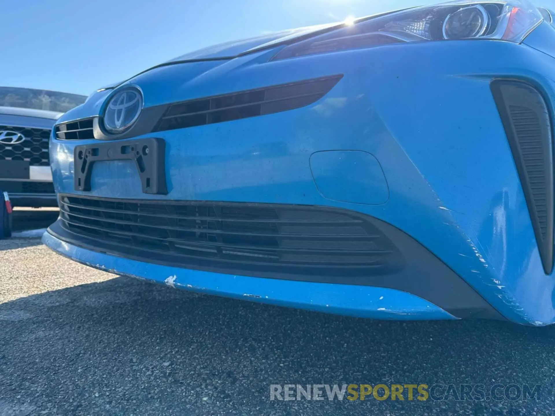 29 Photograph of a damaged car JTDKARFU2K3071285 TOYOTA PRIUS 2019