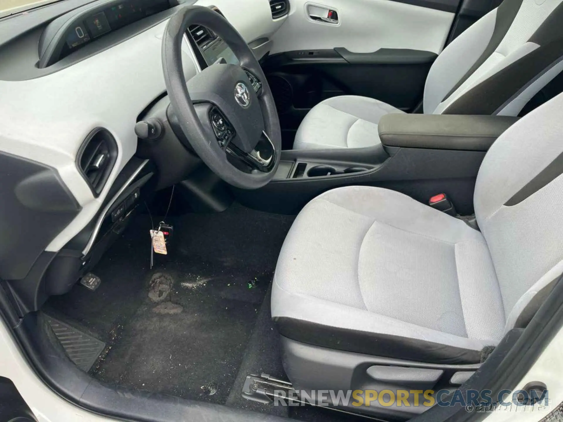 5 Photograph of a damaged car JTDKARFU2K3071383 TOYOTA PRIUS 2019
