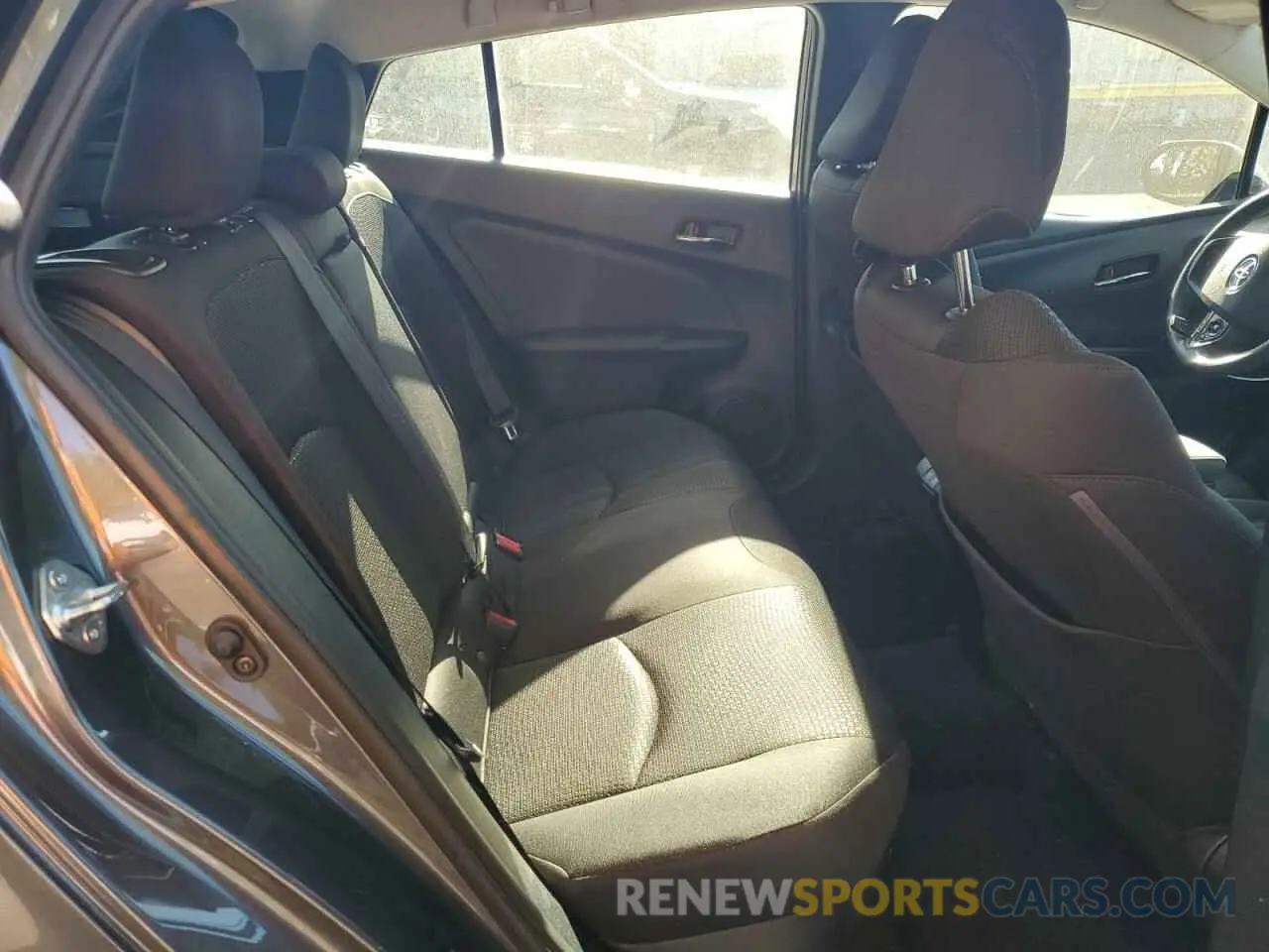 10 Photograph of a damaged car JTDKARFU2K3071688 TOYOTA PRIUS 2019