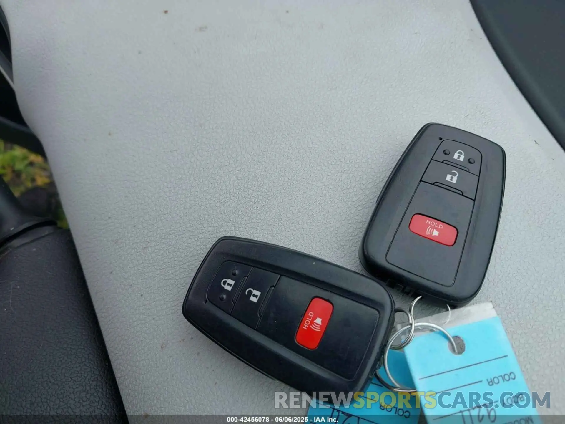 11 Photograph of a damaged car JTDKARFU2K3079211 TOYOTA PRIUS 2019