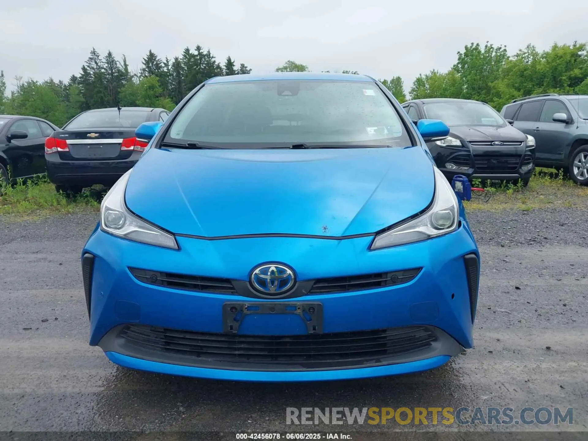 12 Photograph of a damaged car JTDKARFU2K3079211 TOYOTA PRIUS 2019