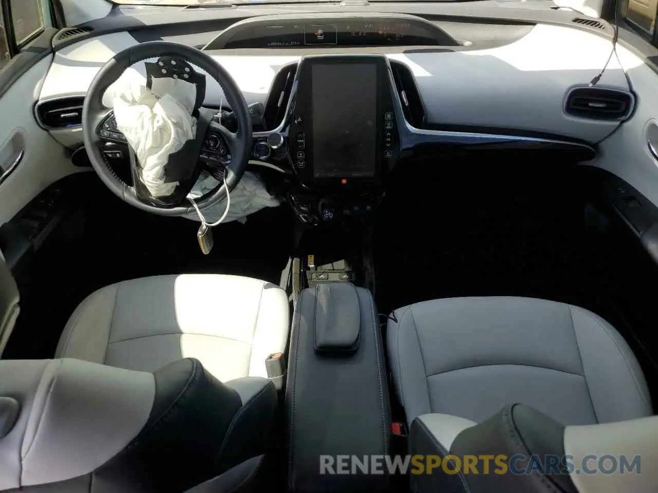 8 Photograph of a damaged car JTDKARFU2K3087096 TOYOTA PRIUS 2019