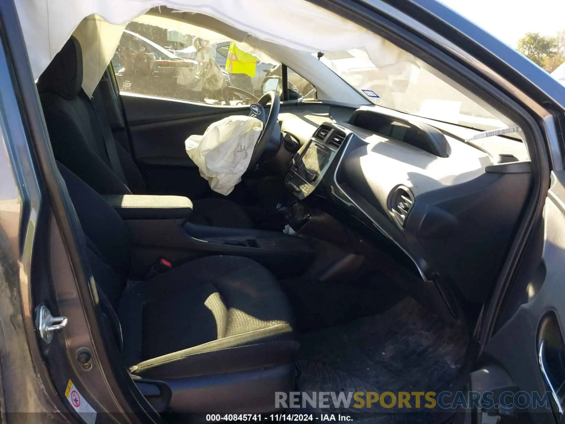 5 Photograph of a damaged car JTDKARFU2K3093626 TOYOTA PRIUS 2019