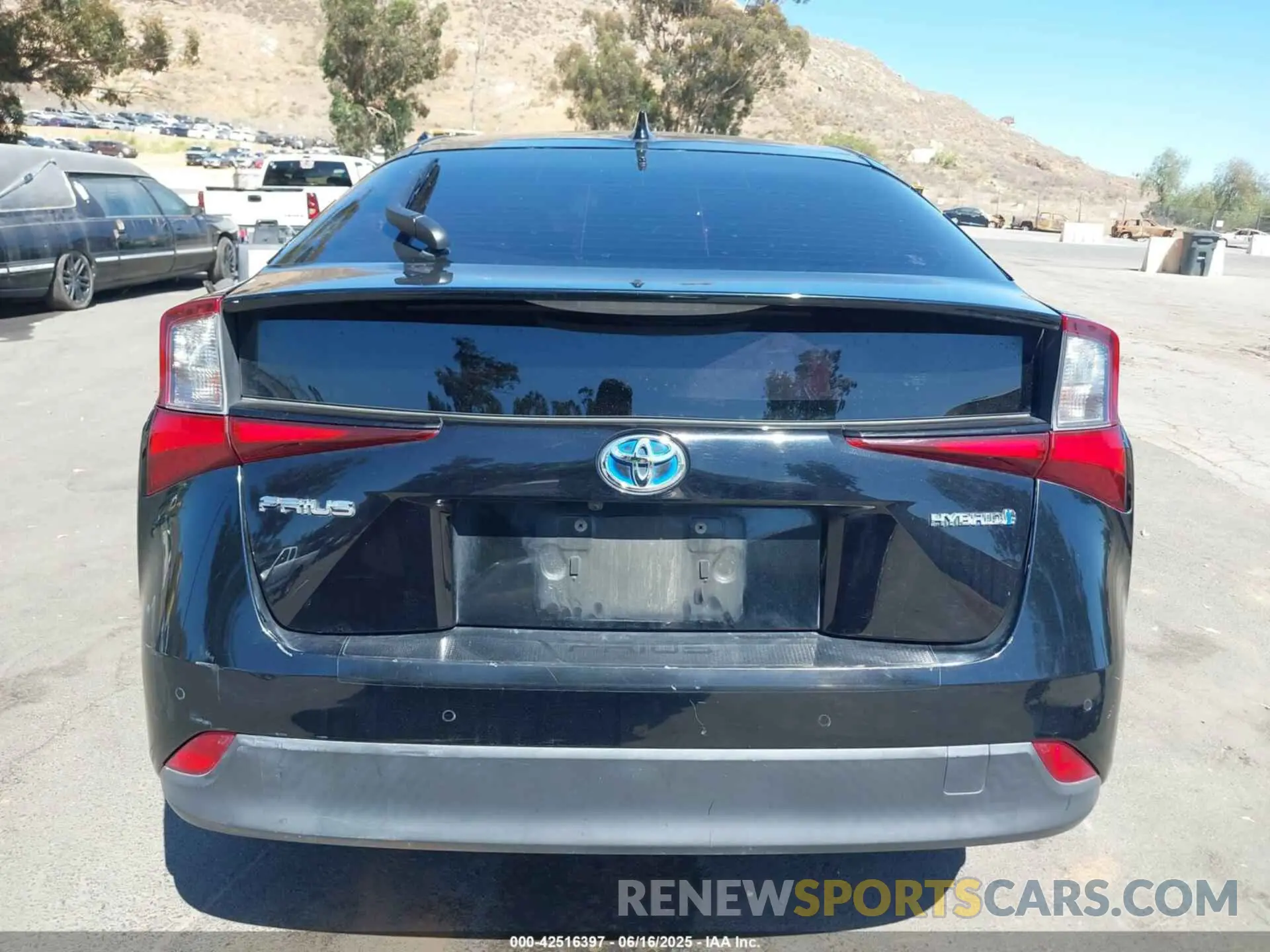 17 Photograph of a damaged car JTDKARFU2K3093691 TOYOTA PRIUS 2019