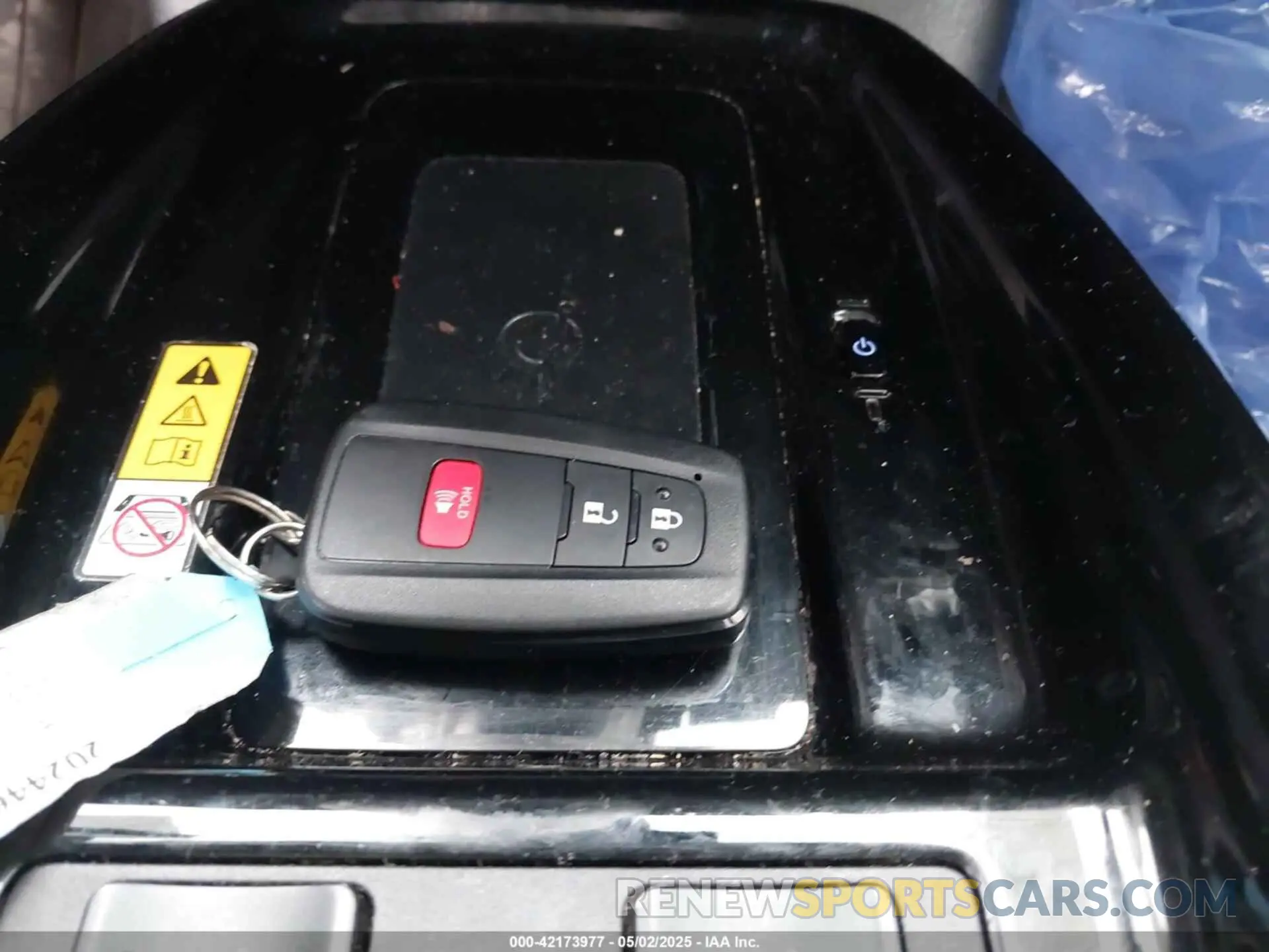 11 Photograph of a damaged car JTDKARFU3K3076849 TOYOTA PRIUS 2019